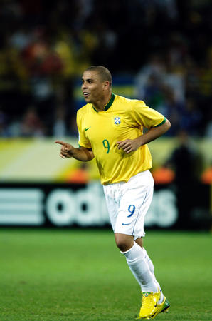 场球迷的热 场球迷的热