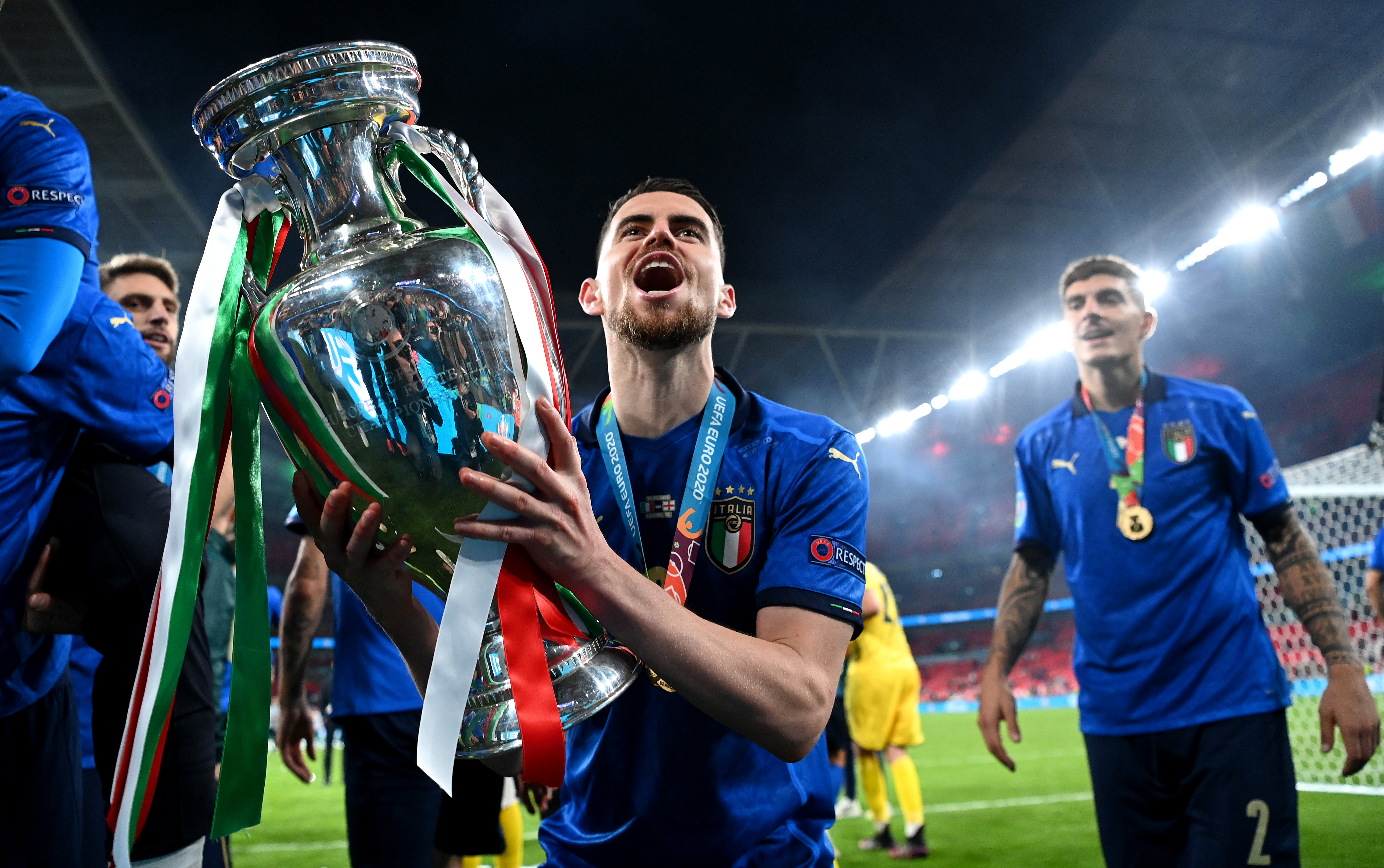 间的对决更 间的对决更