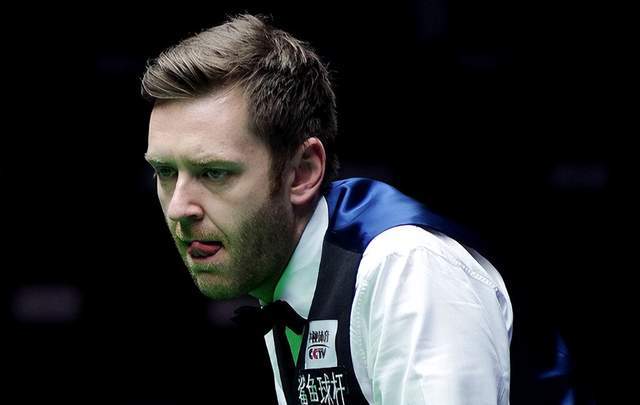 翘首以盼的 翘首以盼的