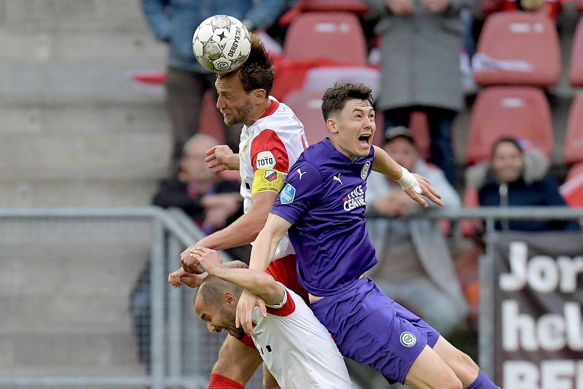 肋部跑动 肋部跑动